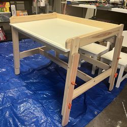 Kid’s art table and chairs- IKEA FLISAT and SUNDVIK