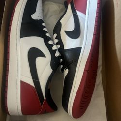 Jordan Retro 1 Low Black Toe