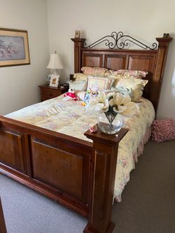 Queen size Wooden Bed Frame with Wrought Iron Headboard