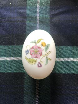 Vintage Oval Ceramic Trinket Box