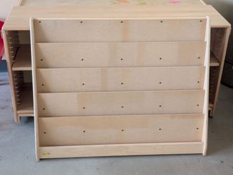 Kids Mobile bookshelf