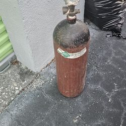Nitrogen Tank