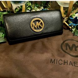 MICHAEL KORS Fulton Flap Continental Wallet
