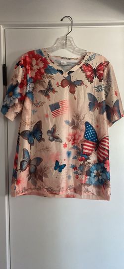 July 4th a patriotic to shirt size medium