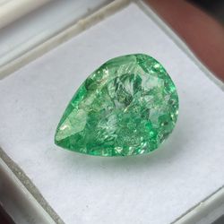 7.4 CT Certified Natural Emerald