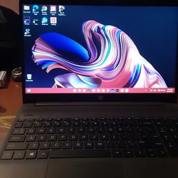 HP. 255. G8  laptop