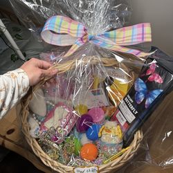 Ready To Gift Princess Easter Basket (Boutique)