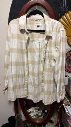 American Eagle Button Up XL