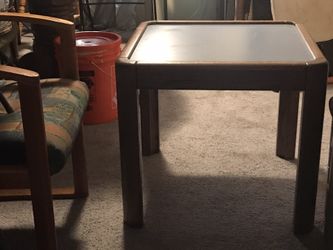 Medium size misc table