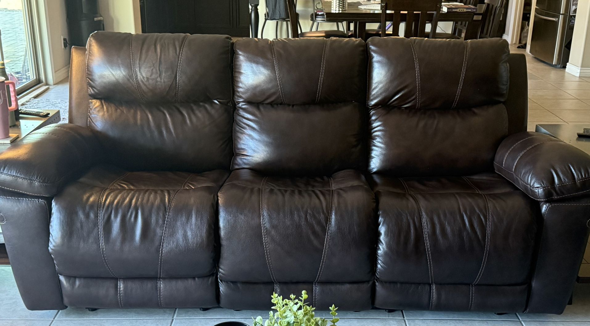 🔥 Power Reclining Leather Sofa Set + Tables – Perfect Condition! 🔥