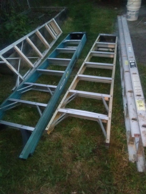 Aluminum , Fiberglass 3step,1extension Ladders $200obo