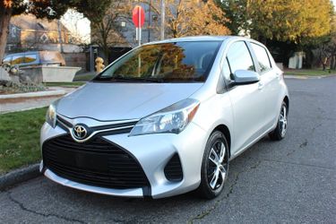 2017 Toyota Yaris 5-Door L
