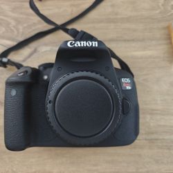Canon Rebel T5i DSLR Camera Bundle