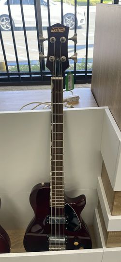Gretsch bass guitar streamliner