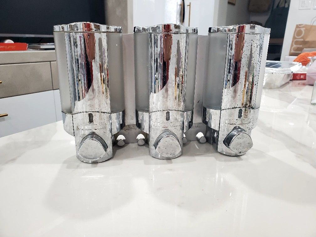 AVIVA 3-Chamber Wall Mount Soap and Shower Dispenser, Satin Silver

The AVIVA Shower Dispenser 3 Chamber soap and shower dispenser is a beautiful solu