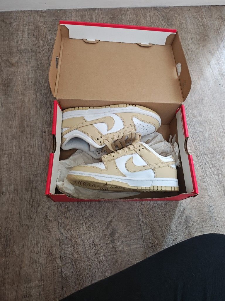 Nike Dunk Low Team Gold Size 4M/5.5W