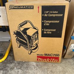 Makita Mac700 Compressor (unopened)