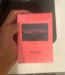 Colognes & perfumes