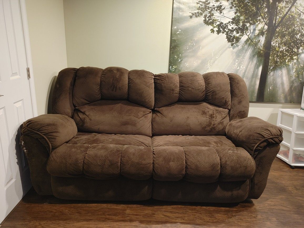 Reclining Sofa