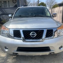 2012 Nissan Armada