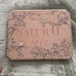 Too Face Makeup Pallet