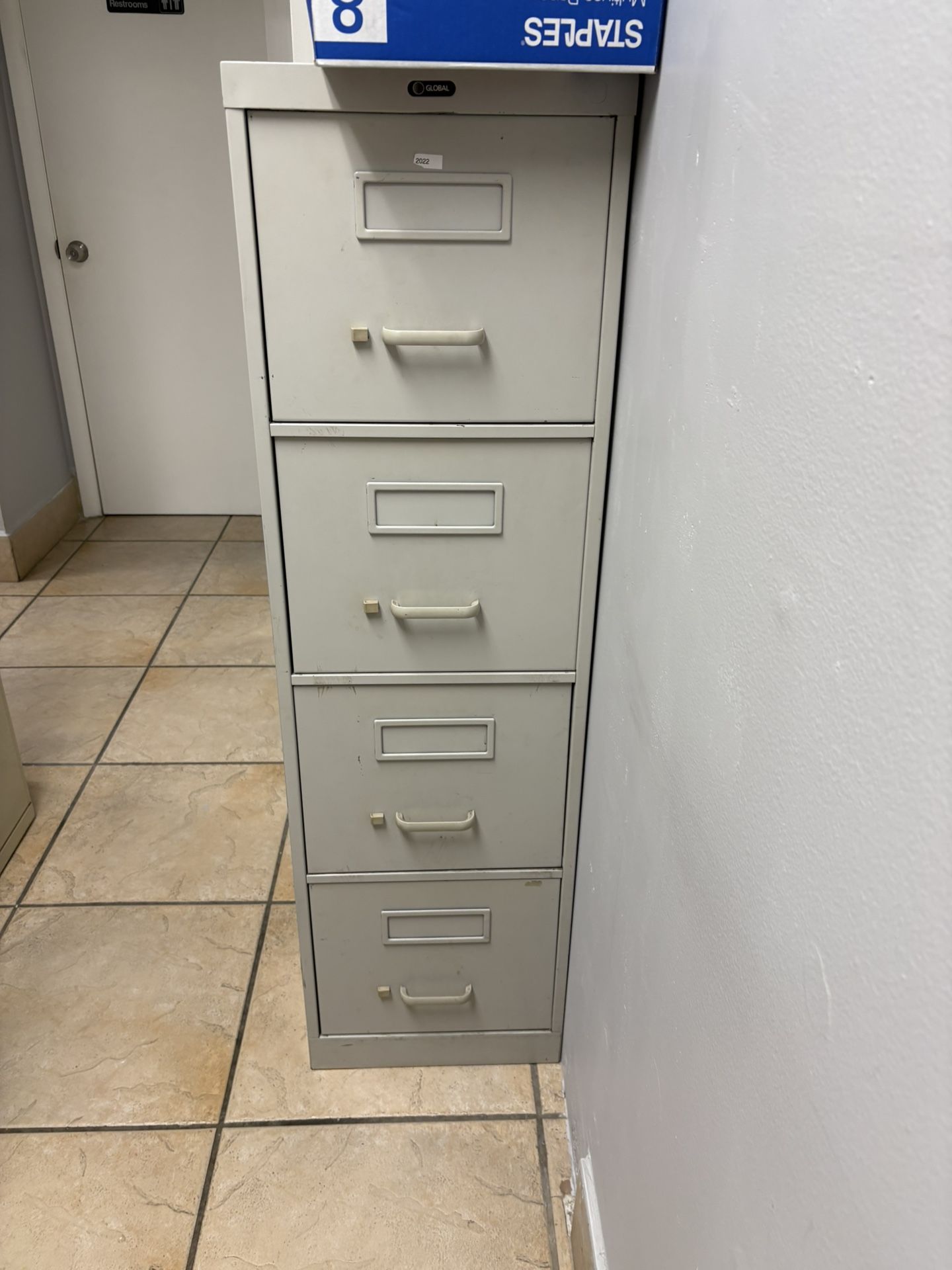 Filing Cabinets Vertical File