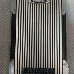 AMPLIFIER