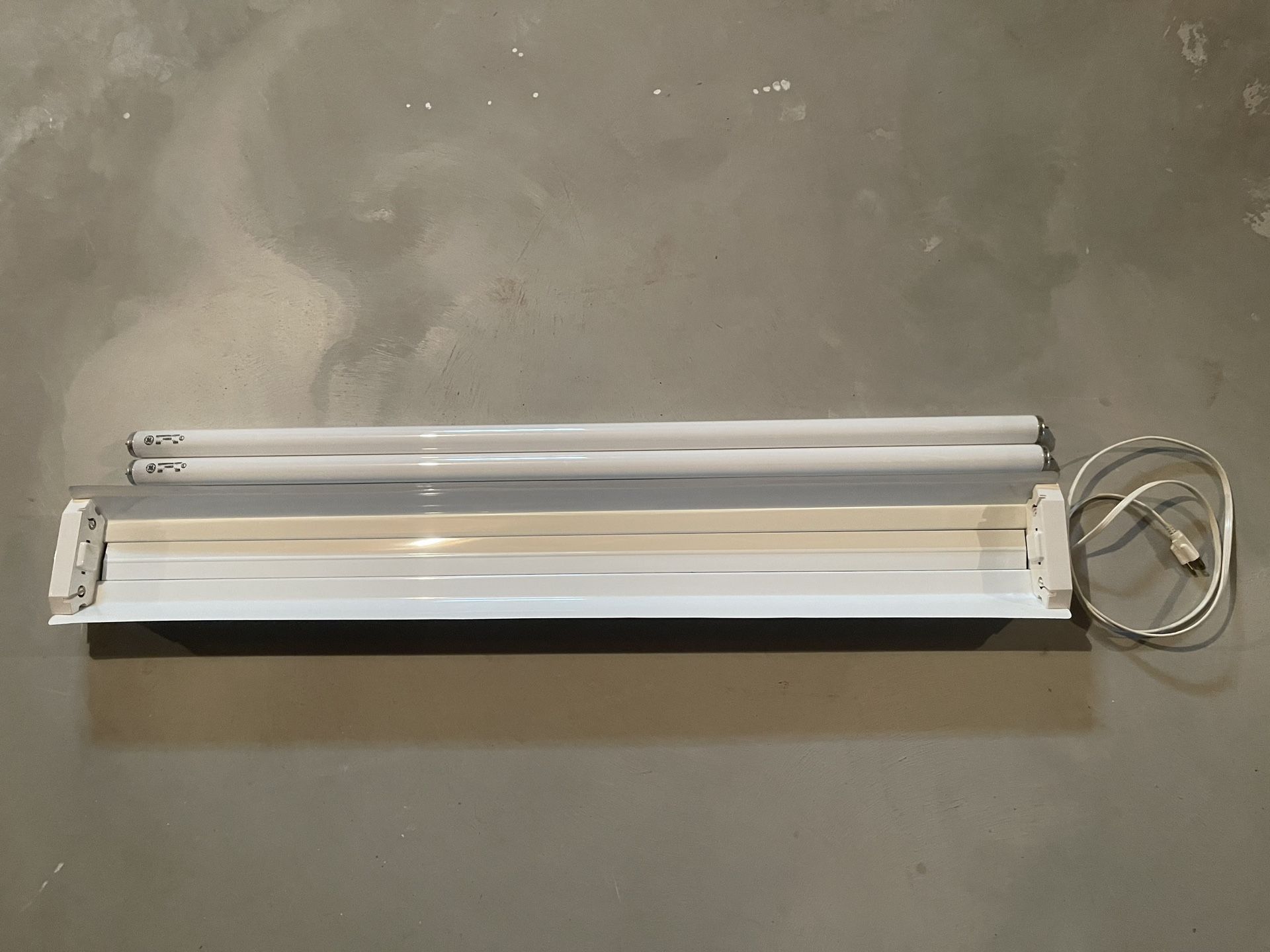 Overhead Florescent Light Fixture