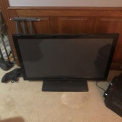 43 Inch Insignia TV