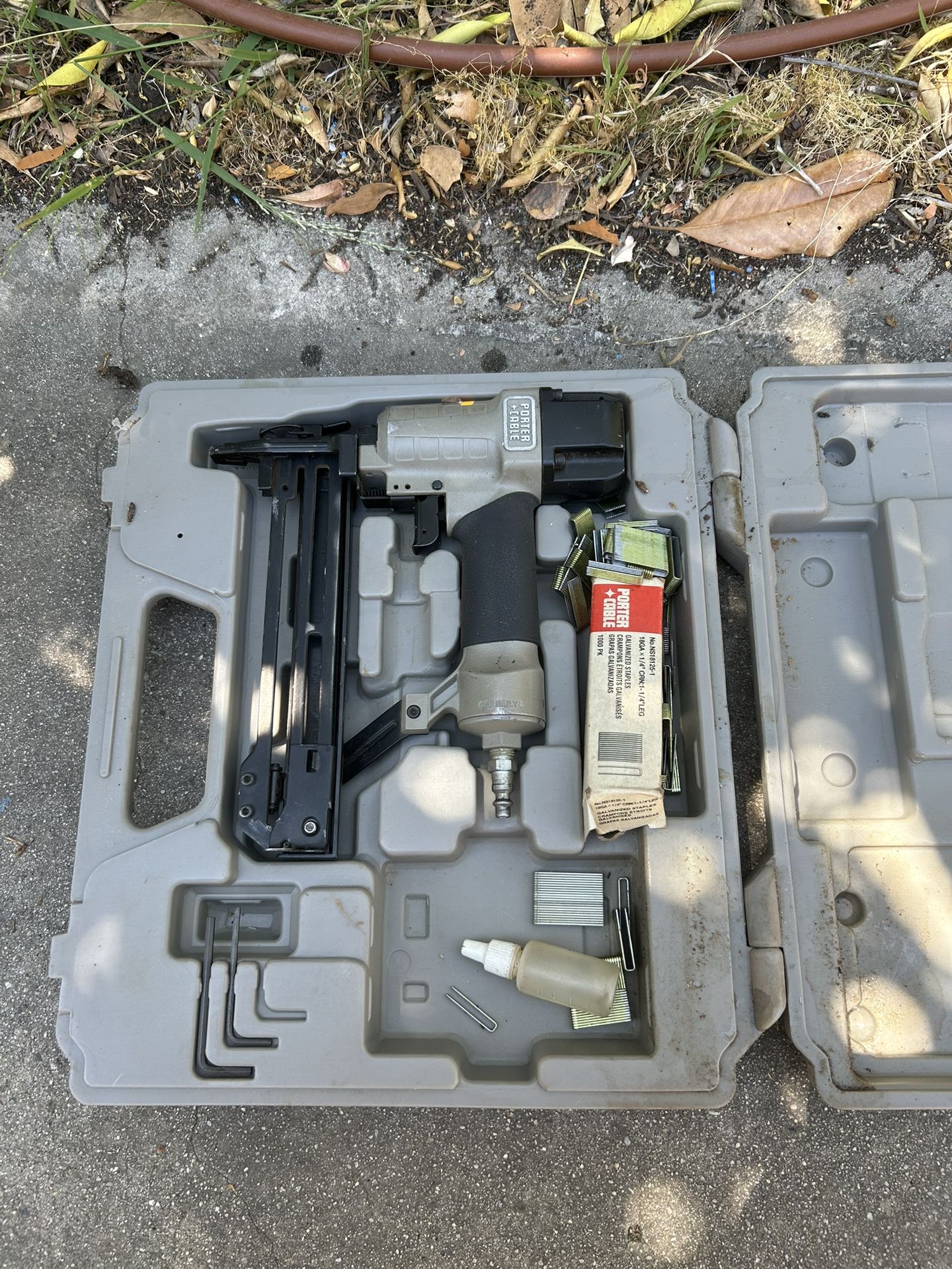 Staple Gun