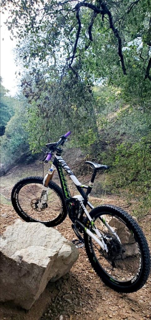 Cannondale Jekyll 1, Fox full suspension mountain bike mtb Full carbon fiver frame & wheels