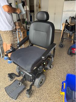Power chair J6 Wheelchair