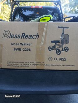 knee scooter Walker