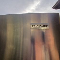 Frigidaire  refrigerator 