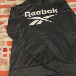 Brand New Reebox Hoodie ( Size M)