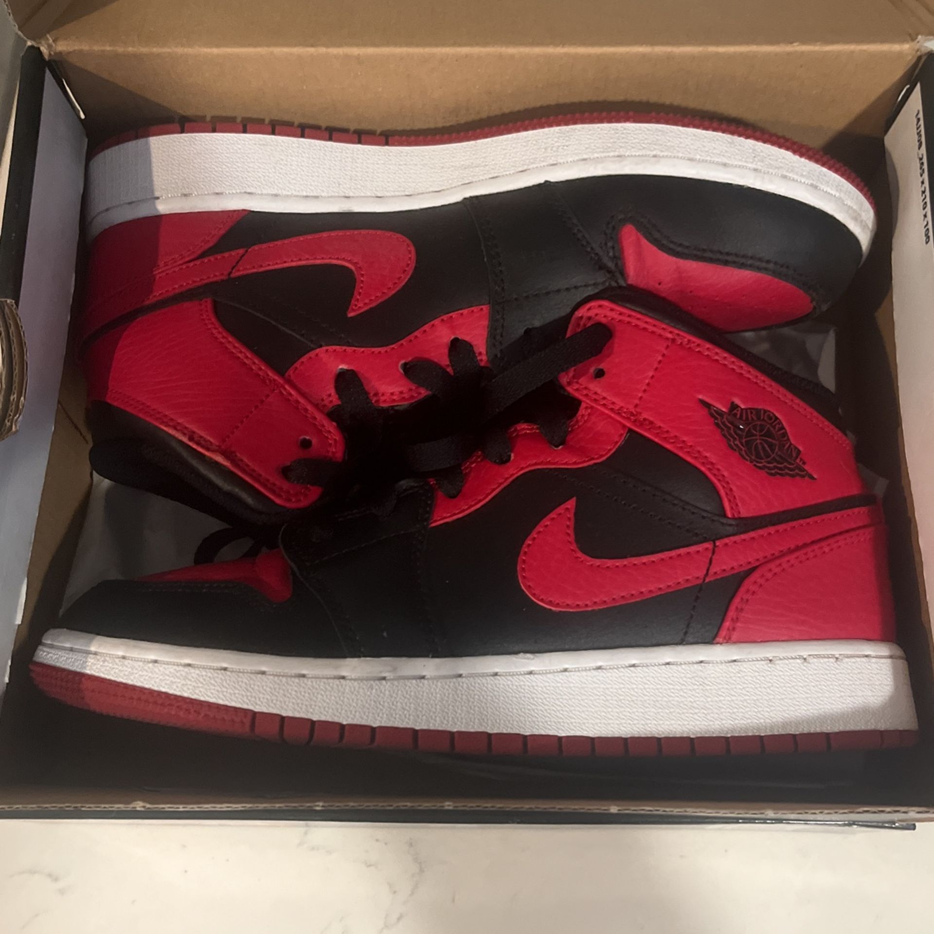AIR JORDAN 1 MID (GS)