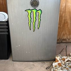 Mini Fridge 
