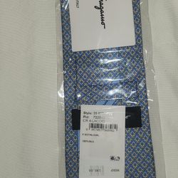 Salvatore Ferragamo Mens Luxury Tie
