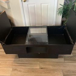 Beautiful Coffee Table With Storage 