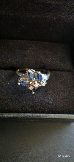 Vintage 14K Solid Gold Sapphire & Diamond Cluster Ring - TruBrite