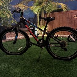 Schwnn trasher 24” wheel bike