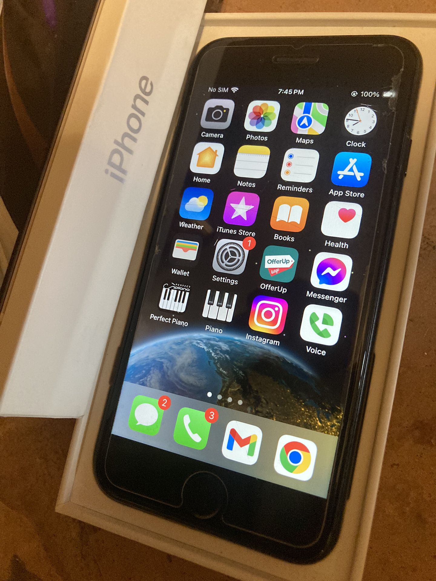 iPhone SE 2nd With Latest Operating System 64 GB