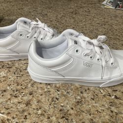 Vans Seldan Tumble White Women’s Size 8.5 Leather New In Box