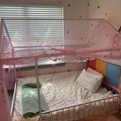 Baby/toddler Bed With Canopy And Mattress 