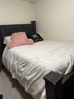 Queen Size Bed