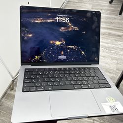 MacBook m2 pro 14 inch 2023 16GB Ram 512gb