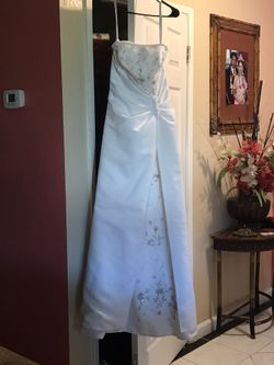 Wedding dress