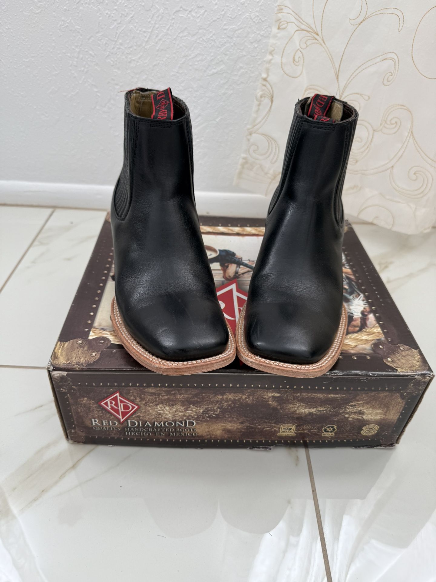 Red Diamond Men’s Boots Size 8.5