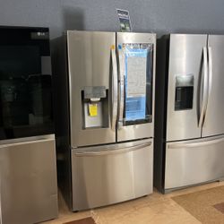 L G Insta View 28 Cubic Ft. Bottom Freezer Refrigerator ‼️