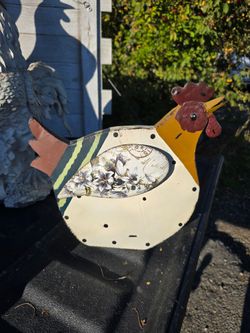 Metal Multicolored Chicken Decor